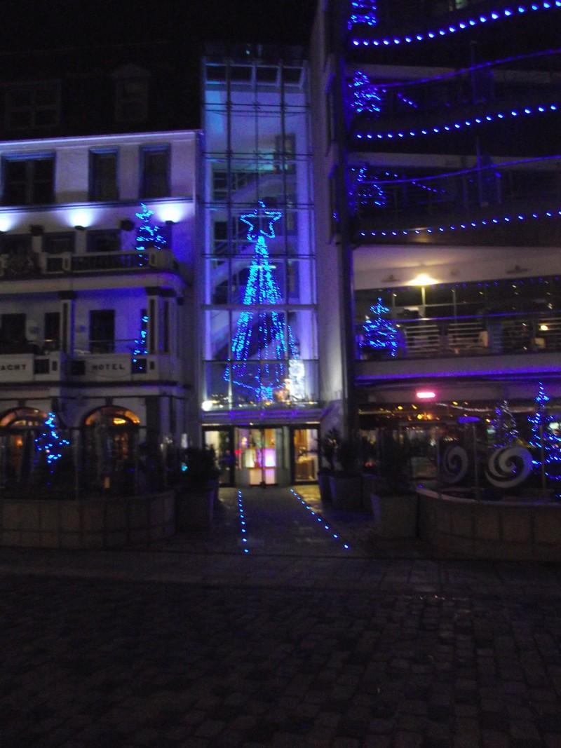 The Royal Yacht Hotel Entrance, St Helier, Jersey by Art4u