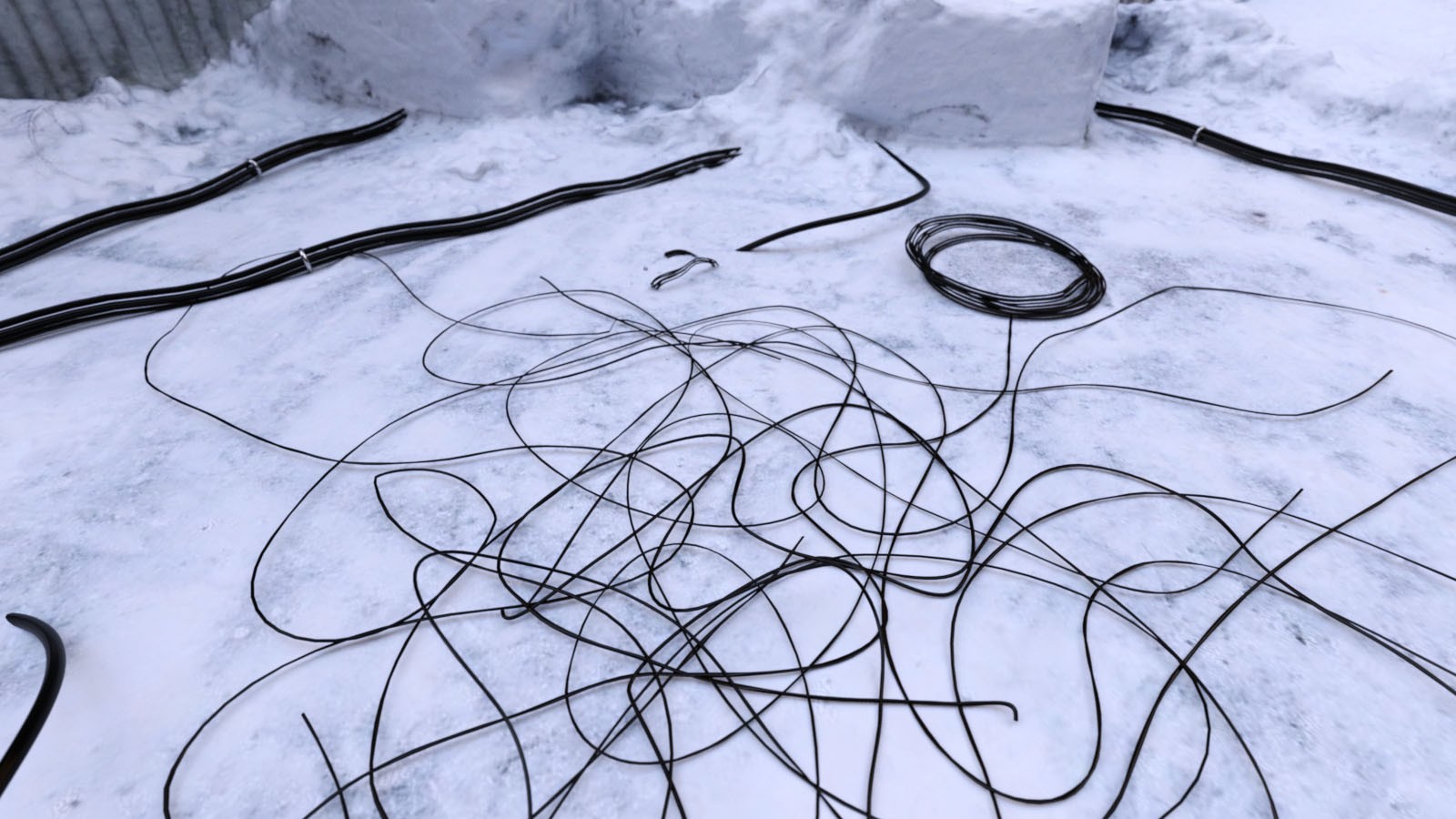 Photo Props: Morphing Cables by N/A